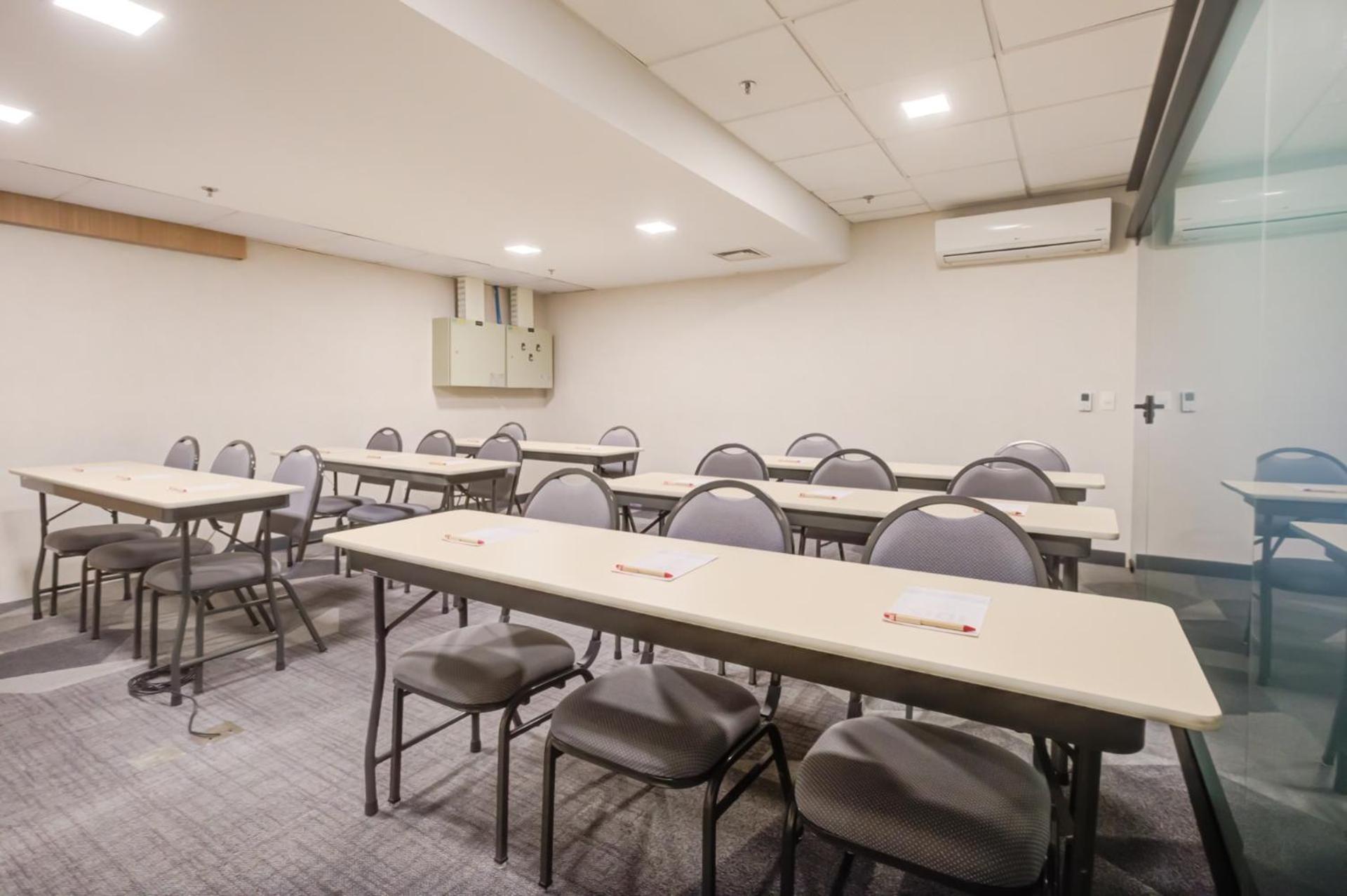 Ibis Budget Rio De Janeiro Nova America Exterior photo