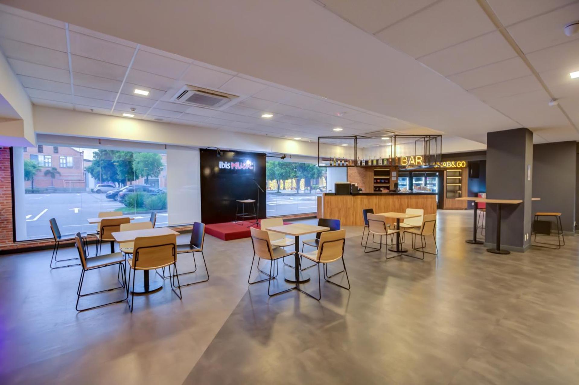 Ibis Budget Rio De Janeiro Nova America Exterior photo