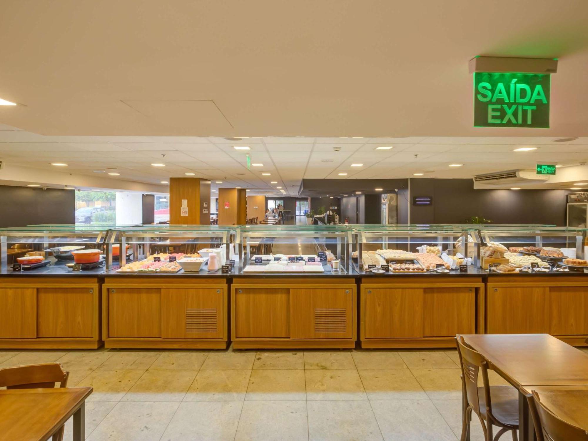 Ibis Budget Rio De Janeiro Nova America Exterior photo
